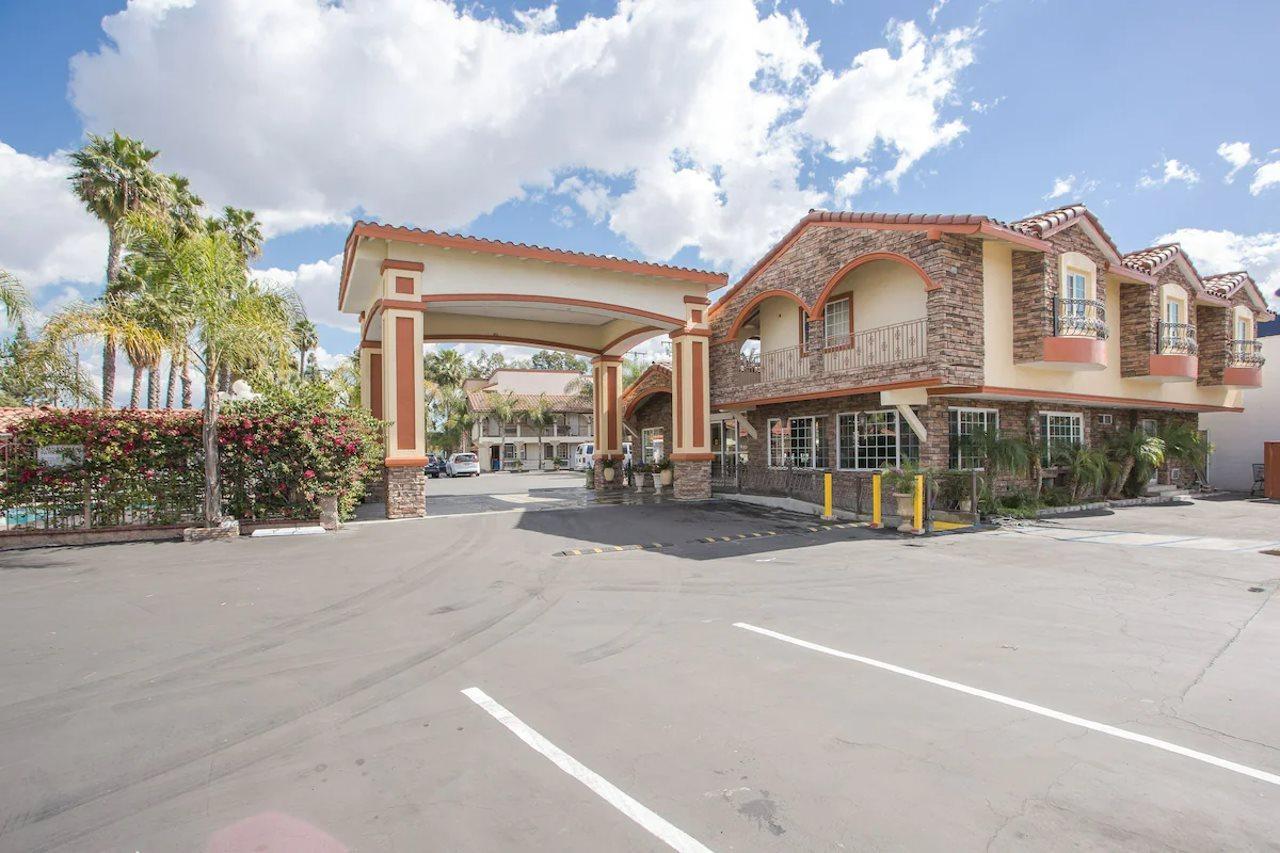 Best Inn & Suites Buena Park Eksteriør bilde