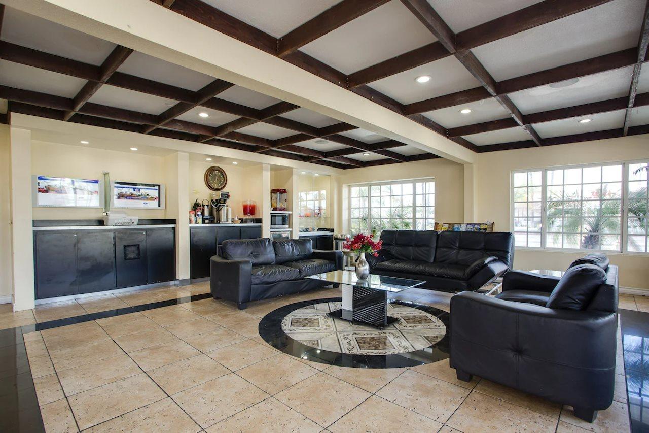 Best Inn & Suites Buena Park Eksteriør bilde