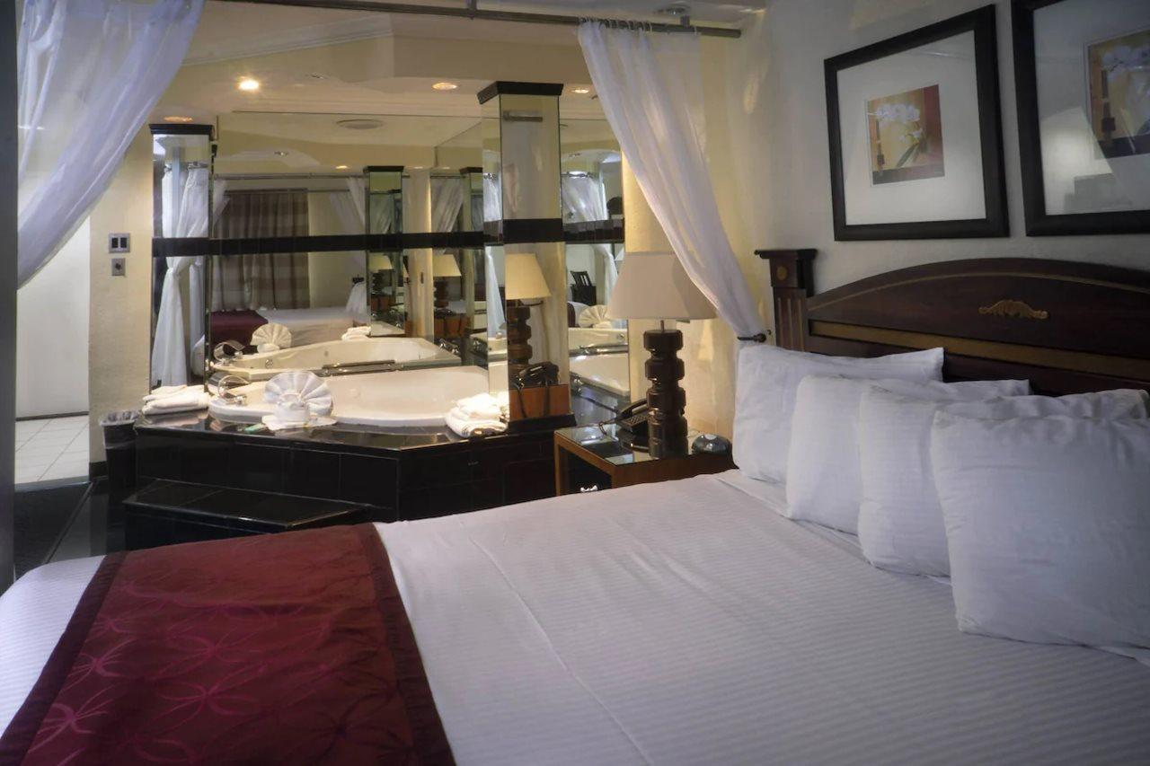 Best Inn & Suites Buena Park Eksteriør bilde