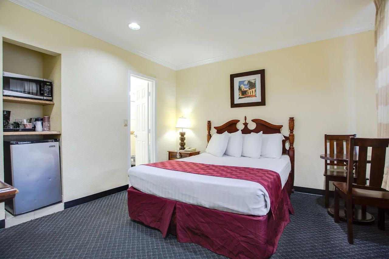 Best Inn & Suites Buena Park Eksteriør bilde