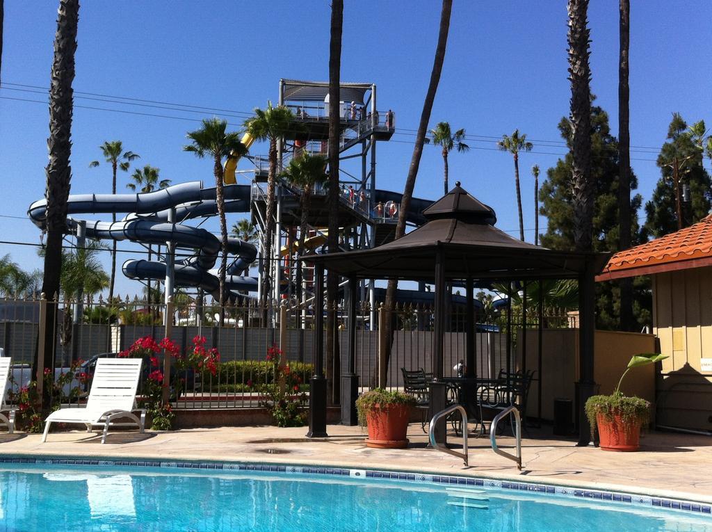 Best Inn & Suites Buena Park Eksteriør bilde
